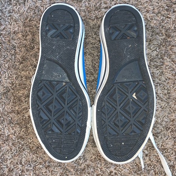 Women’s Converse Sneakers - Picture 9 of 9